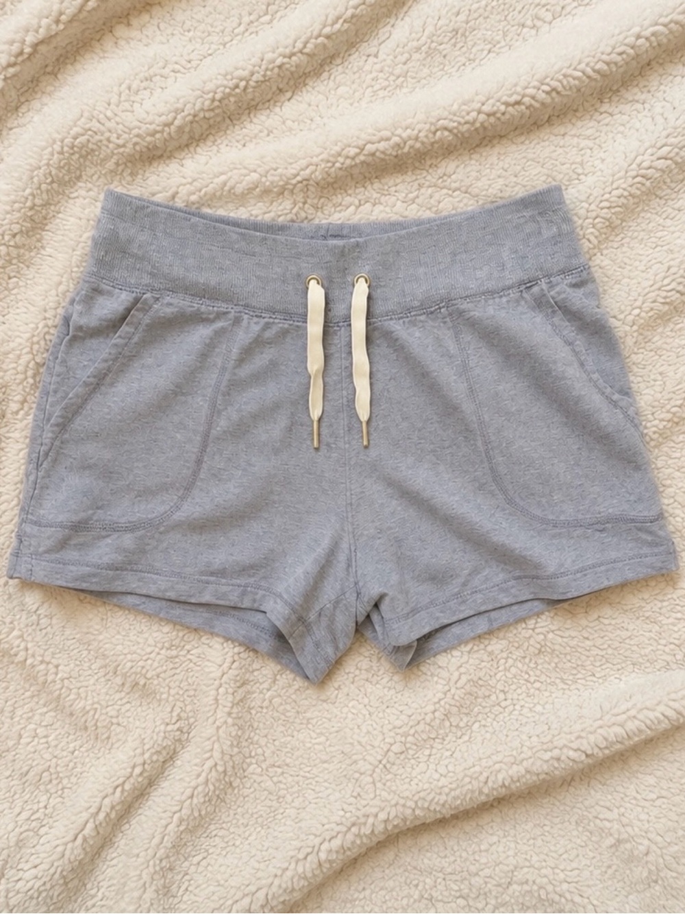 Eddie Bauer Womenโs Soft Lounge Shorts - Heather Purple/Navy - Size Small